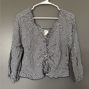 OBO accepted - Japna Black and White Puff Sleeve Ruched Blouse